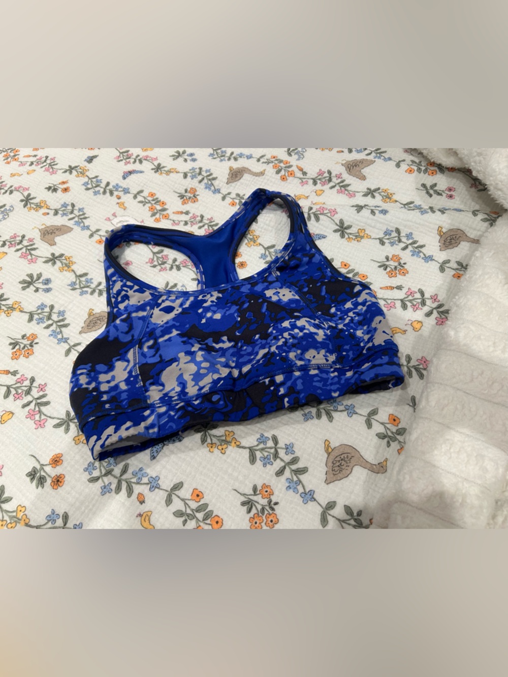 Calvin Klein Performance Blue Racerback Sports Bra Women’s Size Small